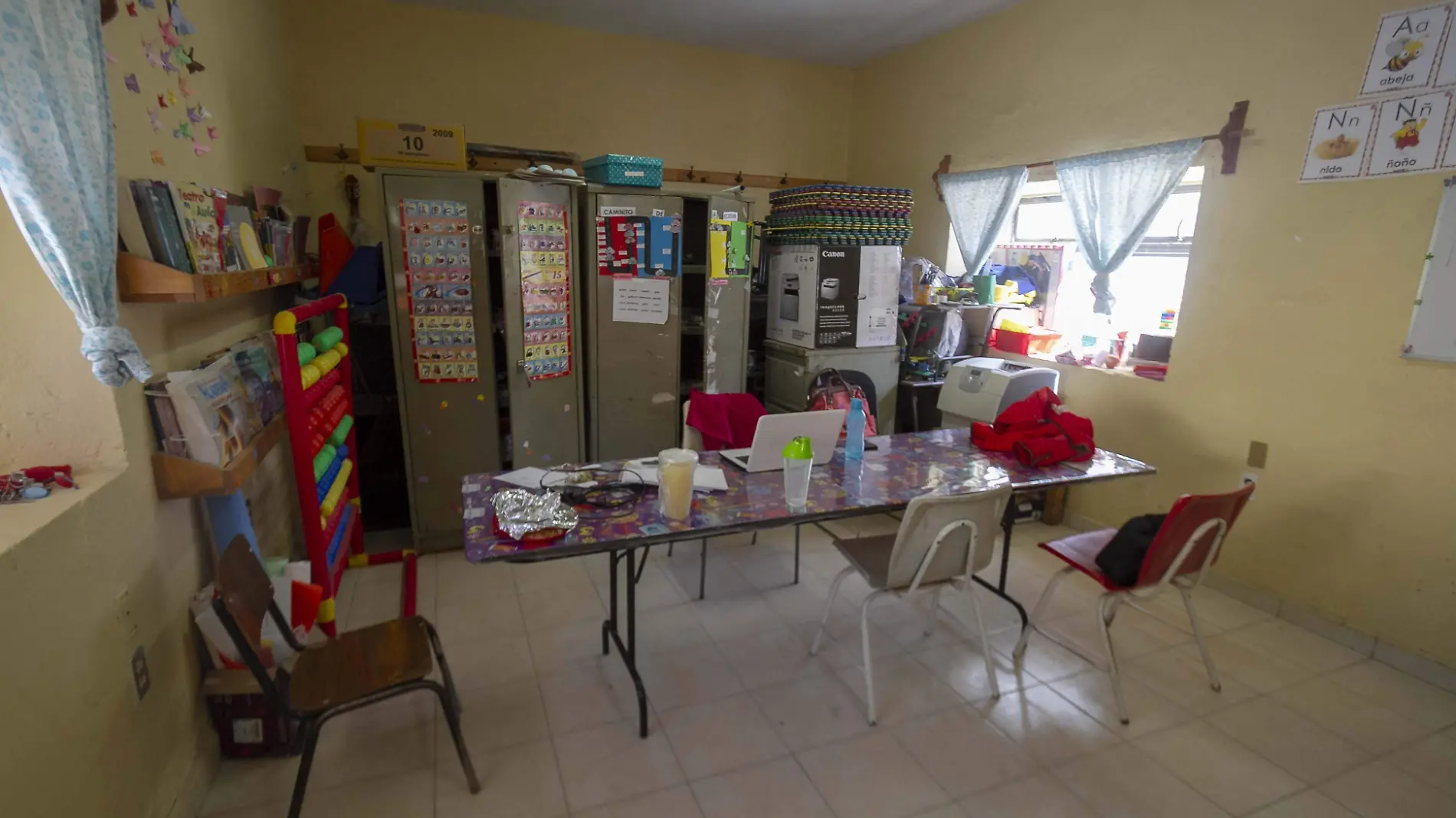 La USAER hace uso de la biblioteca para impartir las clases. Foto César Ortiz